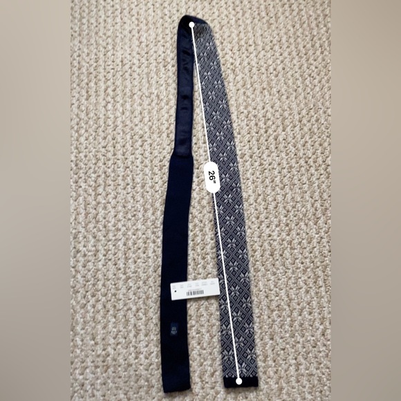 JCREW | Snowflake Knit Tie Slim - Picture 5 of 8